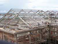 rangka atap baja gedung